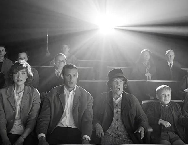 YARDIMCI KADIN OYUNCU<br>  Caitrona Balfe ? Belfast  Jessie Buckley ? The Lost Daughter  Ariana DeBose ? West Side Story  Ann Dowd ? Mass  Aunjanue Ellis ? King Richard  Ruth Negga ? Passing  <br>  EN Y BELGESEL<br>  Becoming Costeau  Cow  Flee  The Rescue  Summer of Soul