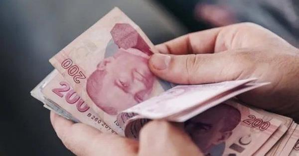 alanlarn nemli bir blmnn sigortas yaplyor, ancak SGK'ya gerek cretleri zerinden deil, asgari cretten bildiriliyor. Yani alan 6 bin TL maa alyor fakat SGK'ya 5.004 TL'den bildiriliyor.