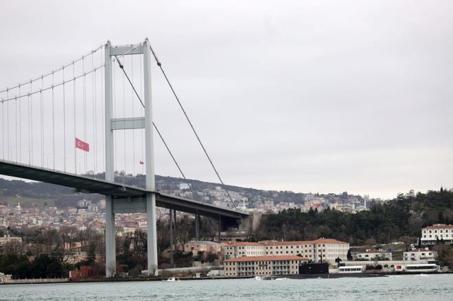 Denizalts, saat 12.20 sralarnda 15 Temmuz ehitler Kprs mevkisine geldi.