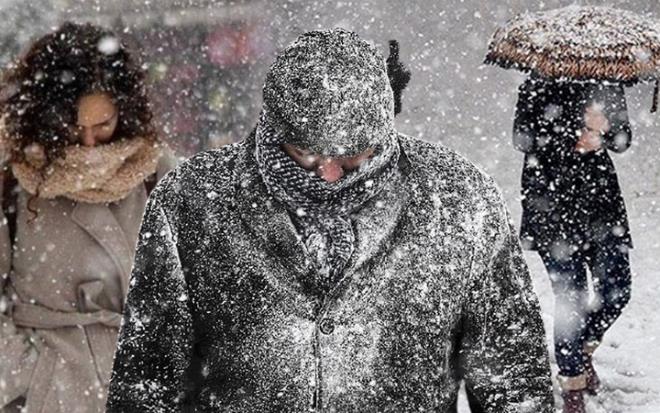 Meteoroloji Genel Mdrl tarafndan yaplan son deerlendirmelere gre: lkemiz genelinde ya beklenmiyor. lkemizin kuzey ve bat kesimlerinin paral ve yer yer ok bulutlu, dier yerlerin az bulutlu geecei tahmin ediliyor. Bu gece ve yarn sabah saatlerinde i ve dou kesimlerde buzlanma ve don olay ile birlikte yer yer pus ve sis hadisesi bekleniyor