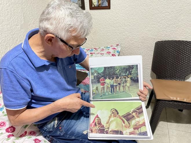 Dnyaca nl uyuturucu baronu ve bir zamanlar Kolombiya'daki Medellin kartelinin lideri Pablo Escobar'n hem ocukluk arkada hem de mrnn son zamanlarna kadar yannda bulunan fotorafs Edgar Jimenez Mendoza, Escobar ile hatralarn anlatt.