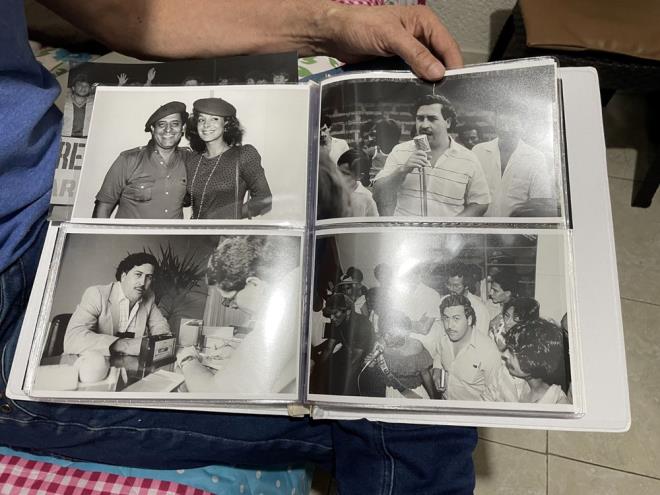 Jimenez, Escobar'n dnyann en byk uyuturucu baronuna dntnde onunla nl "Hacienda Napoles" iftliinde bir araya geldiini syleyerek "Pablo, beni byk bir mutluluk ve cokuya karlad, bana ne i yaptm sordu. Ben de ona fotoraflk yaptm anlattm. Beni hayvanat bahesindeki hayvanlarn fotoraflarn ekmem iin ie ald. Sonra zamanla onun  kiisel fotorafs oldum" dedi.