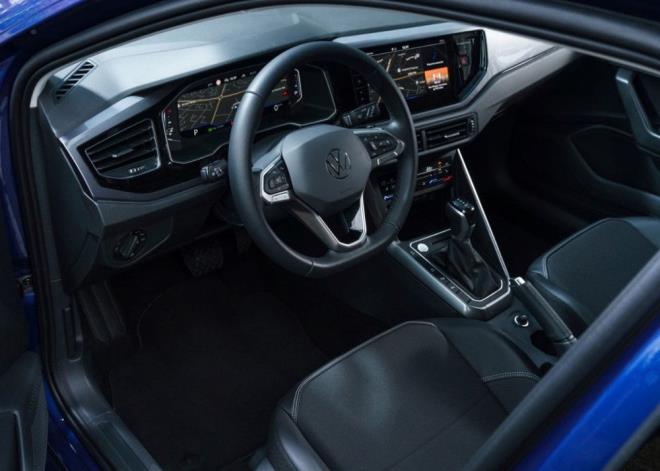 Style donanm seviyesinde ise standart olarak sunulan dijital gsterge paneli ?Digital Cockpit Pro?, ?Keyless entry?, geni panoramik alr cam tavan, stmal n koltuklar, IQ. Light LED Matrix farlar, ambiyans aydnlatma ve 17 in alminyum alam jantlar Yeni Taigo?yu bir st segment seviyesine tayor.