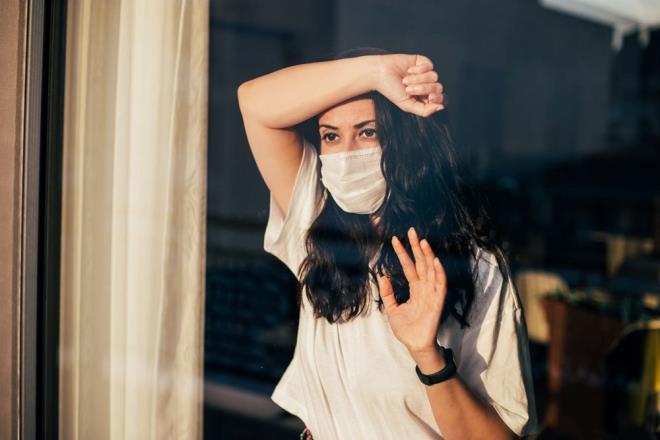 YZDE 75 DAHA AZ    Aratrmada, Omicron varyantnn, ciddi bir hastala yol ama veya lm orannn Delta varyantna gre yzde 75 daha az olduu belirtildi.