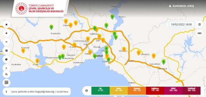 Akademik Solunum Dernei Bakan ve Gs Hastalklar Uzman Prof. Dr. Blent Tutluolu ise hava kirliliinin solunum sistemi hastalklar zerinde etkisine deindi.    Tutluolu, "Gerekten hava kirliliinin zellikle solunum sistemi zerine olumsuz etkileri var. zellikle kronik solunum hastalklarnn tetiklenmesinde hava kirlilii ciddi bir faktr. Astm, koah gibi hastalklarda hava kirlilii nemli bir tetikleyici" eklinde konutu.