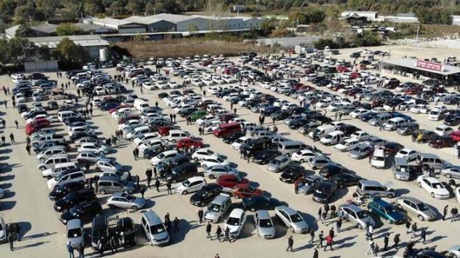 KNC EL ARA SATIINDA DENGELER DET    Otomobillerde TV oranlarna esas matrah limitleri getiimiz haftalarda Cumhurbakan Erdoan'n karar ile deitirilmiti. Bylelikle baz modellerde 60 bin TL?ye varan indirimler gereklemiti. Peki bu indirim karar ikinci el ara satlarna nasl yansd?