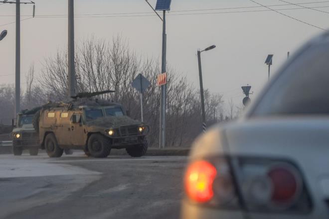 170 ATEKES HLAL OLDU    Avrupa Gvenlik ve birlii Tekilat (AGT) Ukrayna zel Gzlem Misyonu, 22 ubat'ta Donbas'ta Rusya yanls ayrlklar ile Ukrayna ordusu arasnda 1710 atekes ihlali yaandn duyurdu.