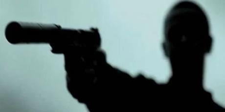 "Yksek dan zerinde gece olacak ve ay ykselecek" diyen Nostradamus "Akln altrabilen onu grecek. Gzler gneye evriliken lmsz olan mritler davet edilecek. Eller ve bedenler yeninde dvlecek" dedi.