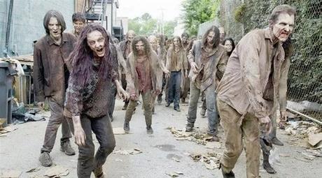 16. yzylda yaayan Nostradamus' a gre Rusya bir biyolojik silah tasarlayacak. Bu silah da bir eit virs salgn yaratarak insanlar zombiye dntrecek.