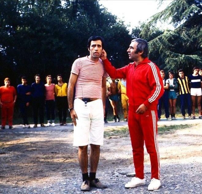 Birlikte saysz film eken Kemal Sunal ve ener en?in birlikte kamera karsna getikleri ilk film Hababam Snf?dr.