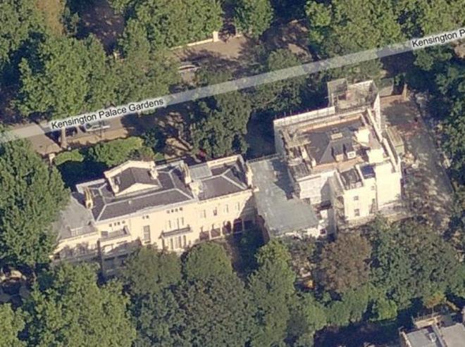 ABRAMOVCH KREMLN LE YAKIN OLDUUNU REDDETT    Abramovich, Kremlin'e yakn olduunu veya kendisine yaptrm uygulanmasn gerektirecek herhangi bir ey yaptn iddetle reddetti.    Geen haftaki raporlar, Abramovich'in bir daha ngiltere'de yaamasnn fiilen yasaklandn ne srd.     ngiltere, Salisbury zehirlenmelerinin ardndan Rus oligarklarna ynelik yaptrmlar kapsamda 2018?de Abramovich?in ngiliz Tier 1 yatrmc vizesi bavurusunu reddetti.