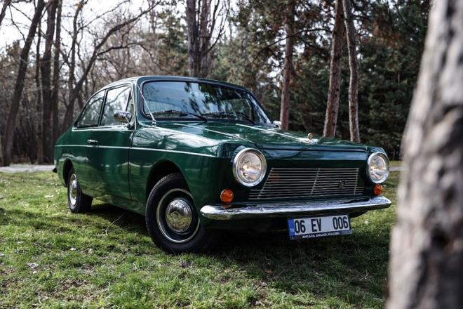 "FABRKADAN BUGN IKMI GB GRNSN STEDM"    Kerem Akay da klasik otomobillere merakl olduunu ve Anadol toplamay tercih ettiini syledi.