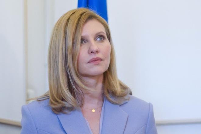 Zarafeti ve moda anlayyla takdir toplayan First Lady'nin Vogue Ukrayna kapana verdii pozlar uzun sre konuuldu.