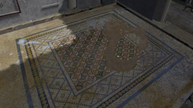 Zeugma Anti Kenti'nde nemli obje ve eserlerin kartldna dikkati eken ahin, unlar syledi:    "Roma dneminin en itihaml dnemini Zeugma'da. nsanlar zaman olmad iin yerinde gremiyor. Metaverse dijital imkanlarla size isteinizi yaknlatryor, merak uyandryor, gelme merak uyandryor. Bilim, sanat ve kltr teknolojiyle birleecek. Kltrel miras teknolojiyle buluturacaz yeni dnemdeyiz.?