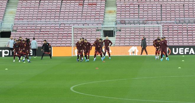 Yaklak 20 yl nce oynanan son ma Barcelona'nn 3-1'lik galibiyetiyle sonulanmt.