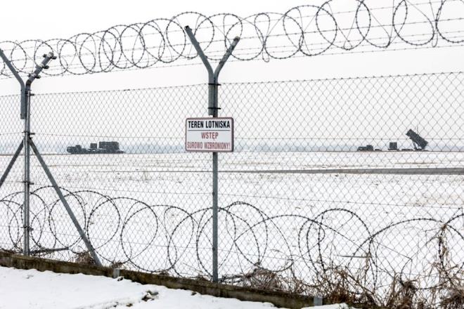 Pentagon ise sz konusu uaklarn dorudan ABD eliyle Ukrayna'ya teslim edilmesi olasln, sahada uygulanmas pek mmkn olmayan bir durum olarak tanmlamt.