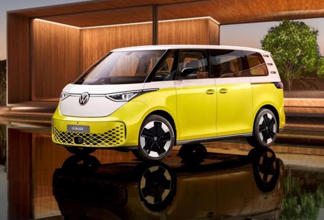 Hzl arj desteiyle ara 30 dakikada yzde 5'ten yzde 80 arja ulayor.    Batarya, 201 beygir g ve 310 Nm tork reten elektrik motoruna gcn salyor.     Ayrca model 145 km/s hzla snrlandrlm.