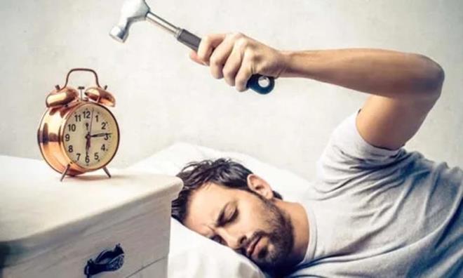 Yamurdan apartmann ats kt ve alar saatim almad.