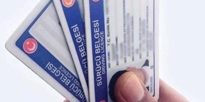 Kan grubunu belirtir belge veya yazl beyan   <br>    Adli Sicil Belgesi (Elektronik ortamda sistemden kontrol edilmektedir. Ayrca Edevlet zerinden temin edilebilir.)