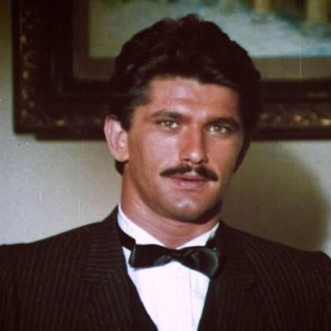 Sosyal medyay aktif kullanan 60 yandaki Kalav'n son hali, grenleri oke etti.