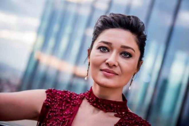 Hayranlarna ayrca emniyet kemerinin nemini hatrlatt.