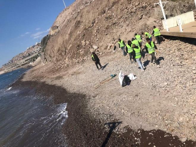 30 BN LRA CEZA KESLD    hbarla blgeye giden zabta ekipleri, firmaya hem 30 bin lira para cezas kesti hem de alma izinlerini iptal etti.