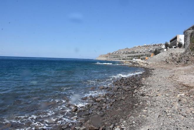 Konuyla ilgili aklama yapmak istemeyen firmaya 15 gn ierisinde temizlik almalarn tamamlamas durumunda tekrar alma onay verilecei de belirtildi.