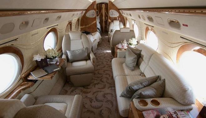 DERPASKA'NIN SZCSNDEN YANIT<br>    te yandan proje, Abramovich, Tokarev, Peskov ve Shuvalov henz yorum taleplerine yant vermedi.    Deripaska'nn bir szcs ise konuya ilikin yapt yorumda unlar syledi:     "Bu tr bir 'varlk envanterinin' yaynlanmasnn kamu yararna nasl hizmet edebilecei belirsiz. Deripaska'nn sahip olduu tm mlk ve varlklar adil yollarla satn alnd. Devam eden medya lgnl, ne kadar zc olsa da, kesinlikle kimseye Deripaska'ya kleptokrat deme hakkn vermiyor. Deripaska'nn kurban olduu Rusya cad av, tamamen siyasi saiklerle yrtlyor."