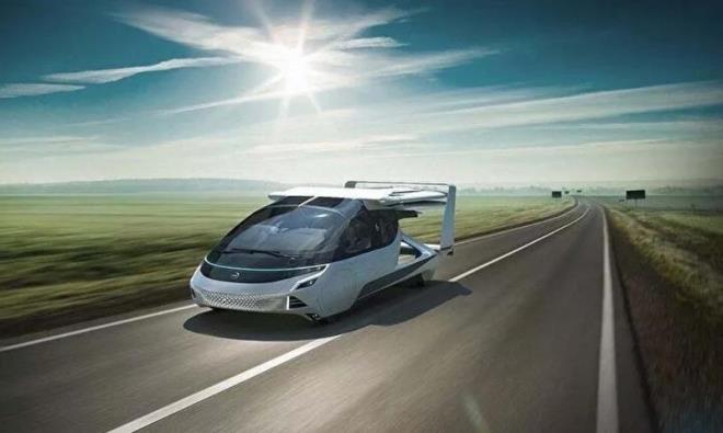 Baz� u�an taksiler �u anda yolcu ta��maya haz�r olsa da d�zenleyici kurallar ve al�namayan izinler, �imdilik ta��mac�l��� engelliyor.