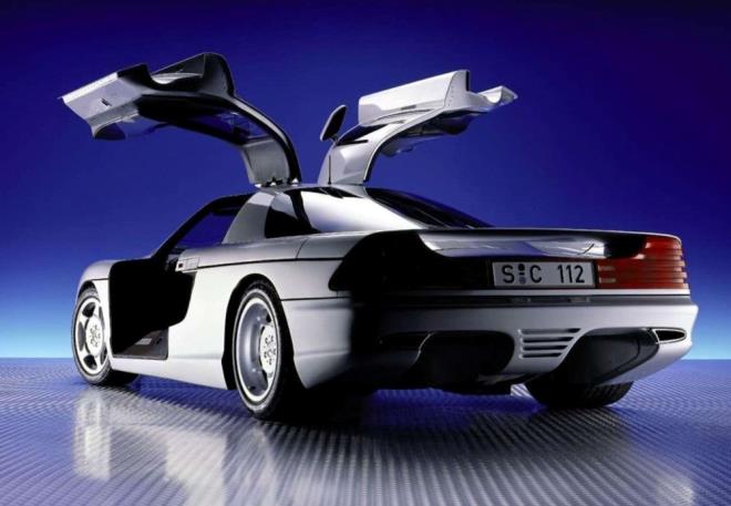 6.0 litrelik, 12 silindirli Mercedes, sekiz yl daha retime gemeyecek olan aktif sspansiyon sistemine, drt tekerlekten ynlendirmeye, hava freni gibi aktif aerodinamik paralara, lastik basnc izleme ve radar hz sabitleyiciye sahipti.