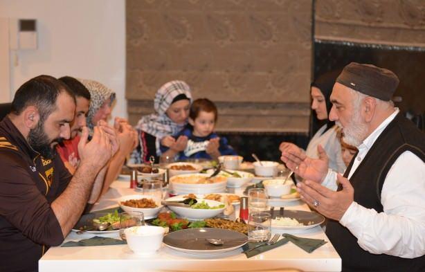 ORUCU ZEYTN, NCR YA DA HURMA LE AIN