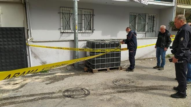 hbar zerine olay yerine AFAD KBRN ve polis ekipleri sevk edildi.