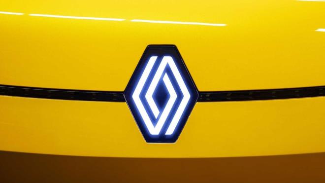 Otomobil piyasasnda yeni trend iki boyutlu logalar.     Son olarak Renault firmas da Renaulution etkinliinde yeni logosunu tantt.     1925'te tantlan logodan esinlenen yeni logo iin Renault Tasarm Direktr Gilles Vidal, ? Renault 5 modeli bizim iin zorlu bir sreti. Logo konusunda aldmz olumlu geri dnler logo deiikliinin hzl ilerlemesini salad. Aldmz tepkiler gerekten motive ediciydi. ? ifadelerini kulland.