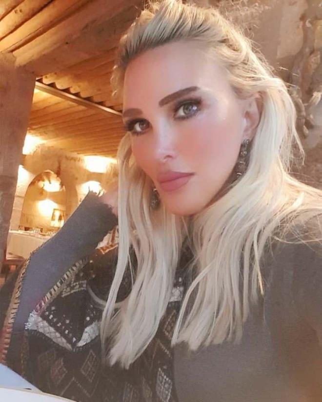 Mtaalay ve sulamalar kabul etmediini syleyen Serengil iftiraya uradn belirterek, "Hibir delil yoktur. Benim onur savam srecek, ben su ilemediimi biliyorum. Avrupa nsan Haklar Mahkemesi'ne kadar gideceim. Ben burada sanat olmann zorluklarn yayorum, bu konuda nyarglar oluyor. Ama ben su ilemediimden eminim, beraatm istiyorum" eklinde konutu.     Ara kararn aklayan mahkeme, sank avukatna mtalaaya kar beyanda bulunmak zere sre vererek durumay erteledi.