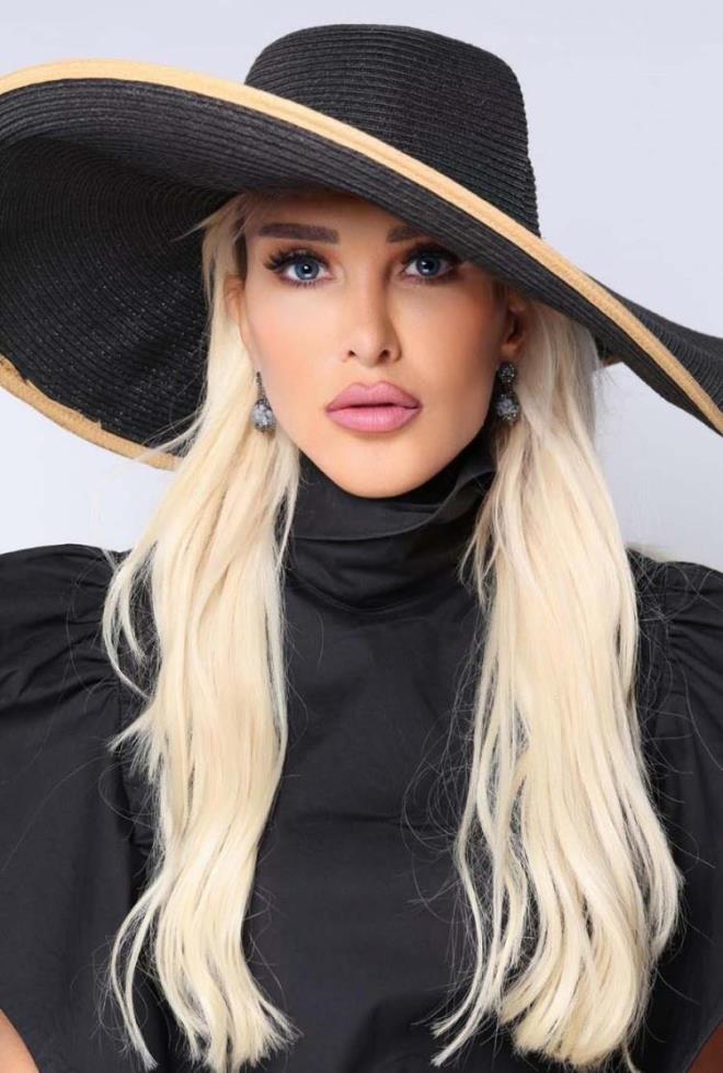 nl sunucu Seren Serengil'in, zbekistan uyruklu yardmcs Gulnoza Mamatova'y darbettii iddiasyla yargland davada aklanan mtalaada "haksz tahrik altnda basit yaralama" suundan 6 aya kadar hapisle cezalandrlmas istendi. Serengil nceki celsede hakknda zorla getirilme karar verilen Serengil bu kez, Beykoz 4. Asliye Ceza Mahkemesindeki durumaya katld.