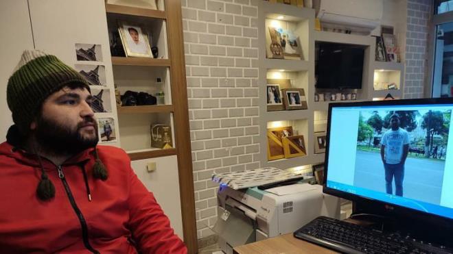 Salklyken engellilerin yaadklar sorunlar grmyorduk ama engelli olduktan sonra insanlar bana ok tuhaf gelmeye balad. Kaldrmda engelli rampalarnn nne ara brakanlar, kaldrmlara ara brakanlar, biz engellilerin hayatn zorlatryor. Bu nedenle insanlar buna dikkat etmeliler.?