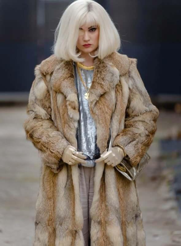 Bergen karakterine hayat veren Farah Zeynep Abdullah sergiledii oyunculuuyla hayranlarn etkiledi.