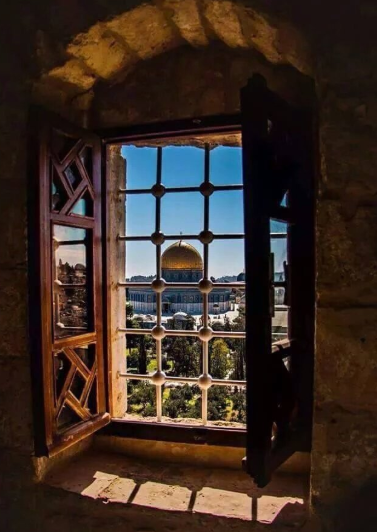 PEYGAMBER EFENDMZ (SAV)'N RAMAZAN SNNETLER    tikafa girerdi;    Peygamber Efendimiz (SAV), Ramazann son on gnnde dnya ile alakasn keser ve camiye giderek kendini ibadete verirdi.