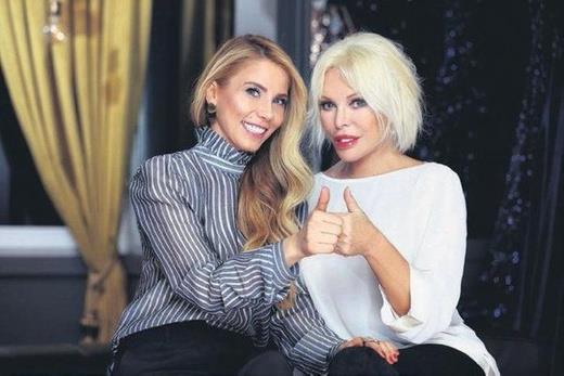 Yllarn eskitemedii pop mziin 76 yandaki sper star Ajda Pekkan, Sabah gazetesinden Tuba Kalk'a yapt aklamalarla magazin gndemine damgasn vurdu.