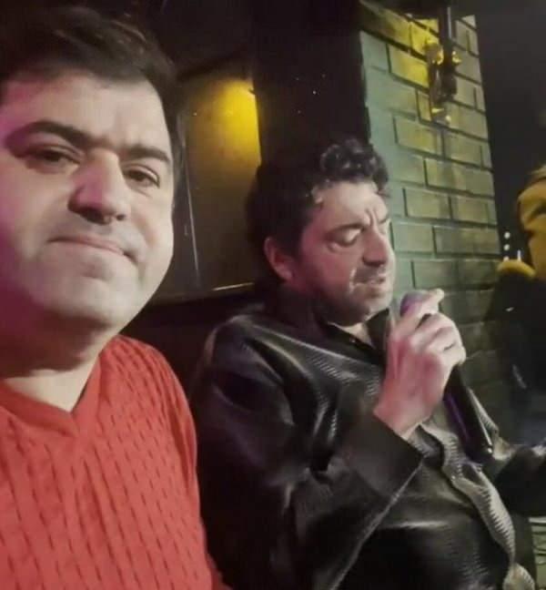 Tayan "Ben kimseye duyurmadm, kimsenin haberi yoktu. Dostum Hakan Ylmaz 'bunu duyurmamz gerek, byle olmaz' dedi.    Gnde ka ila kullanyorsunuz sorusuna Tayan "gnde 36 ila iiyorum" dedi.