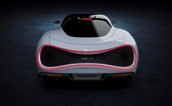 Aracn n ve arka tarafndaki 'sonsuzluk dngs' tasarm i ksmda da yer alyor.