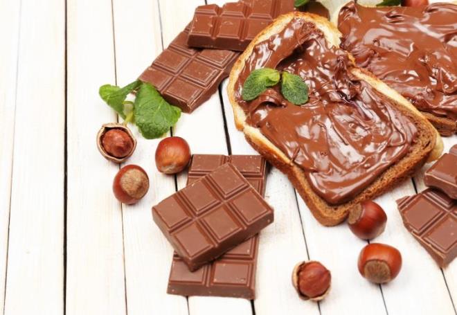 Uzun sre tok tutarak oru srecinde vcudun akma hissini azaltr.     Yorgunluk ve stres gibi salk sorunlarnn riskini en aza indirir.