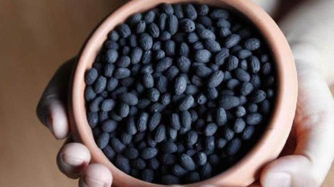 Dzenli tketildii taktirde mide ve barsak sorunlarnn nne geildiini syleyen Karatay, mide asidini dengeleyerek lser ve refl gibi salk sorunlarnn yaanmasn nler.