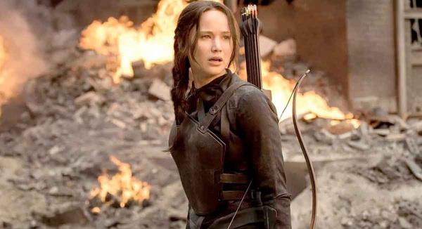 Filmin oyuncu kadrosu henz aklanmad. Filmin ynetmenliini, serinin nceki  filmini de yneten Francis Lawrence stlenecek. Kitabn yazar Suzanne Collins, senaryoyu Michael Arndt ve Michael Lesslie ile birlikte yazd.