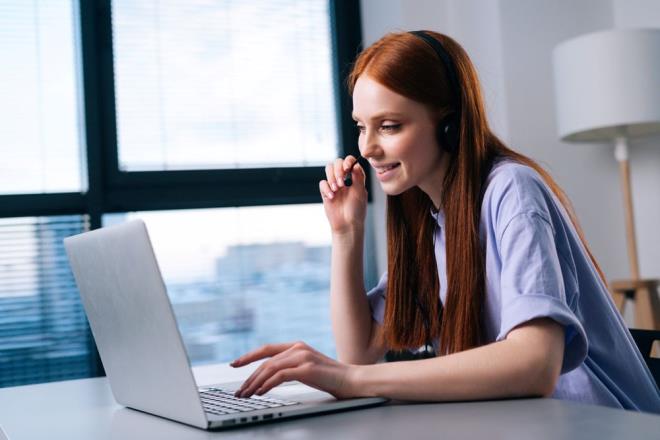 ABD'de yaplan yeni bir alma insanlar corona virs salgn nedenilye evden almaya gemesiyle popler olan grntl konuma programlarn mercek altna ald.     Columbia niversitesi'nde pazarlama blm yardmc doenti Dr. Melanie Brucks, "Birden fazla yaratc fikre sahip olmak gerekten nemlidir ve daha byk bir yaratc fikir potasna sahip olmak, baar olaslnz artracaktr" dedi.