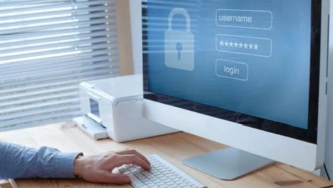 NordPass CEO'su Jonas Karklys, "Hepimizin bu kadar benzer dnmesi inanlmaz ve bu aratrma unu doruluyor. ok orijinal olduunu dndmz ey aslnda bizi en yaygn listeye sokabilir. Oyuncu genlerden irket sahiplerine kadar herkes siber sularn hedefidir ve tek fark ticari kurulularn kural olarak bilgisizlikleri iin daha yksek bir bedel demesidir." dedi.