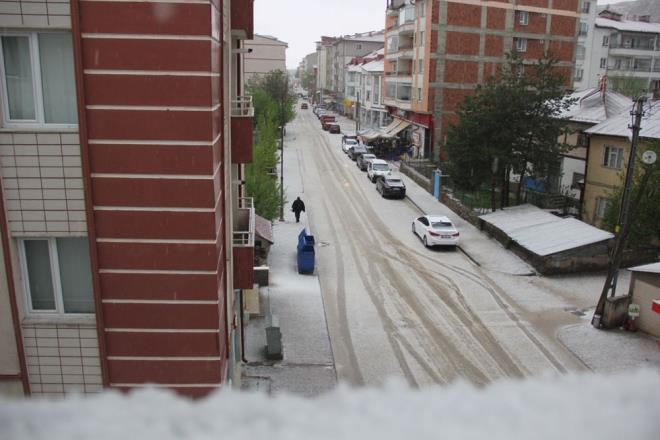 Koval mevkiinde aralar karayolunda glkle ilerledi.