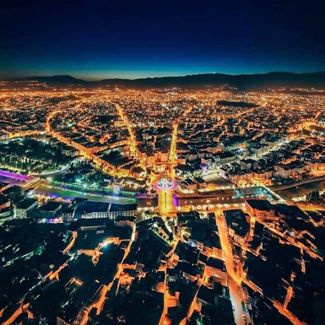 HATAY  Erkek: 75.6  Kadn: 80.2  Genel Ortalama: 77.9  <br>  KOCAEL  Erkek: 75.5  Kadn: 80.3  Genel Ortalama: 77.9  <br>  ZONGULDAK  Erkek: 75  Kadn: 80.7  Genel Ortalama: 77.9  <br>  SRT  Erkek: 74.6  Kadn: 81.2  Genel Ortalama: 77.9  <br>  KAYSER  Erkek: 75.3  Kadn: 80.6  Genel Ortalama: 78