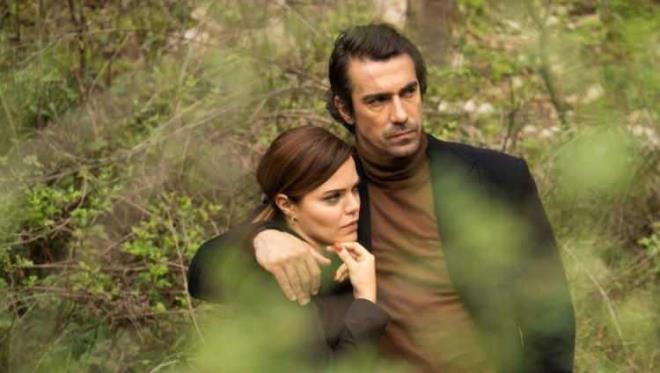 BR ZAMANLAR UKUROVA    ATV'nin reyting rekortmeni dizileri arasnda yer alan Bir Zamanlar ukurova'nn final tarihi konuuluyor. Uzun sredir yaynlan dizi etkileyici senaryosu ile izleyicileri ekrana kilitliyor.   Televizyon Gazetesi'nde yer alan habere gre; dizinin 9 Haziran akam 140. blmyle final yapaca iddia edildi.