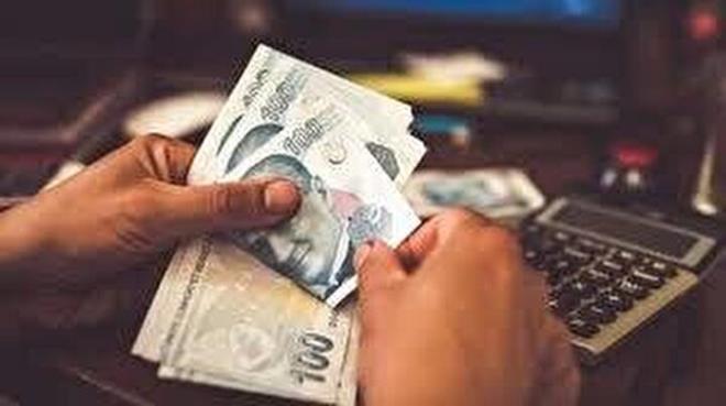 Ayrca, yaplacak dzenleme sonras tabiplerimizin bordroya tabi maalar dikkate alnarak, emekli olduktan sonraki maa kayplar telafi edilecek ekilde emekli aylklarnda iyiletirme yaplacaktr.